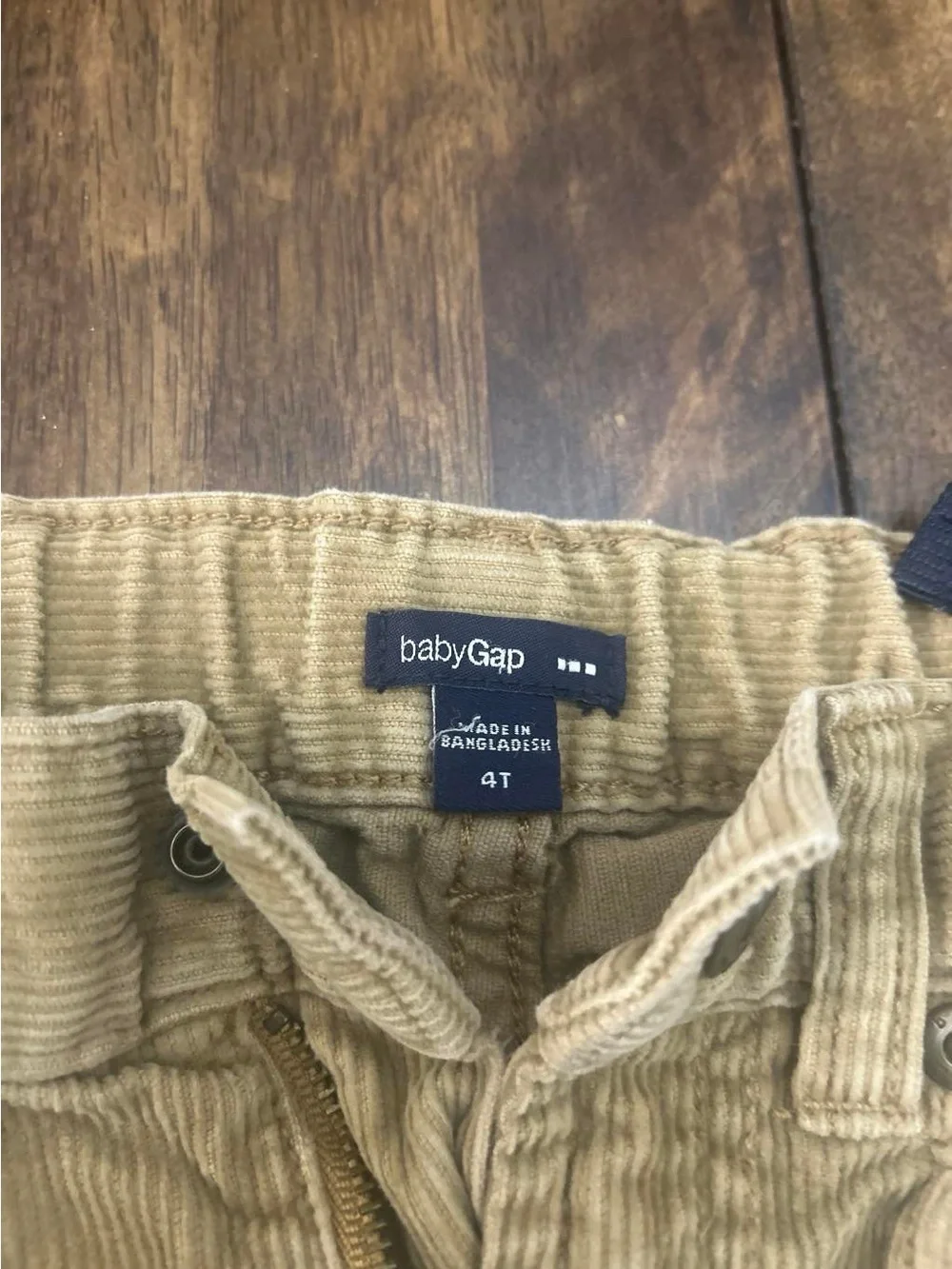 GAP soft corduroy